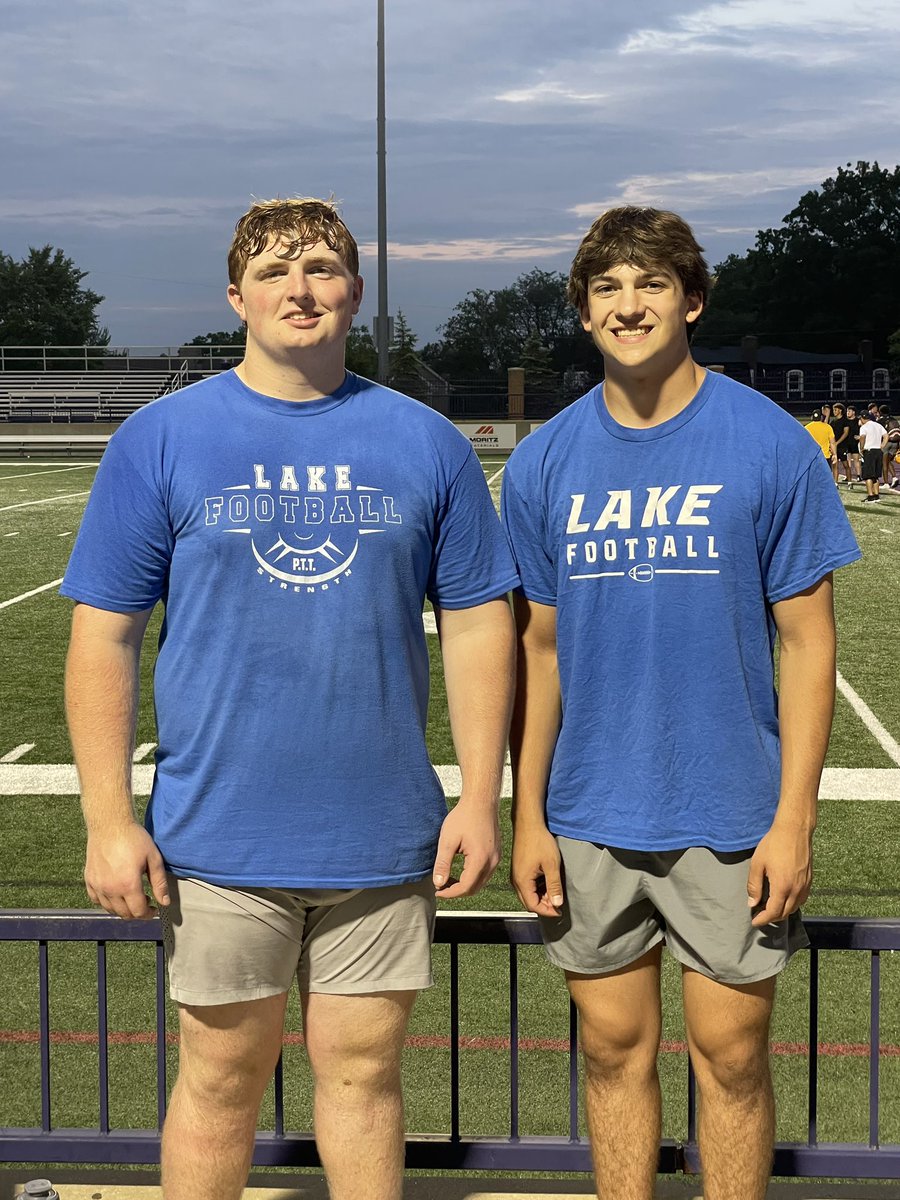 GavinConstan05's tweet image. Yesterday I attended the @AshlandFB big man camp. I learned a lot and had a great time. Thanks to @JimCordle63 for taking the time to work with me. Also thanks to @coach_geiser for taking the time to meet me.
@LakeCoachD
@ScottTripp18
@SupeJR