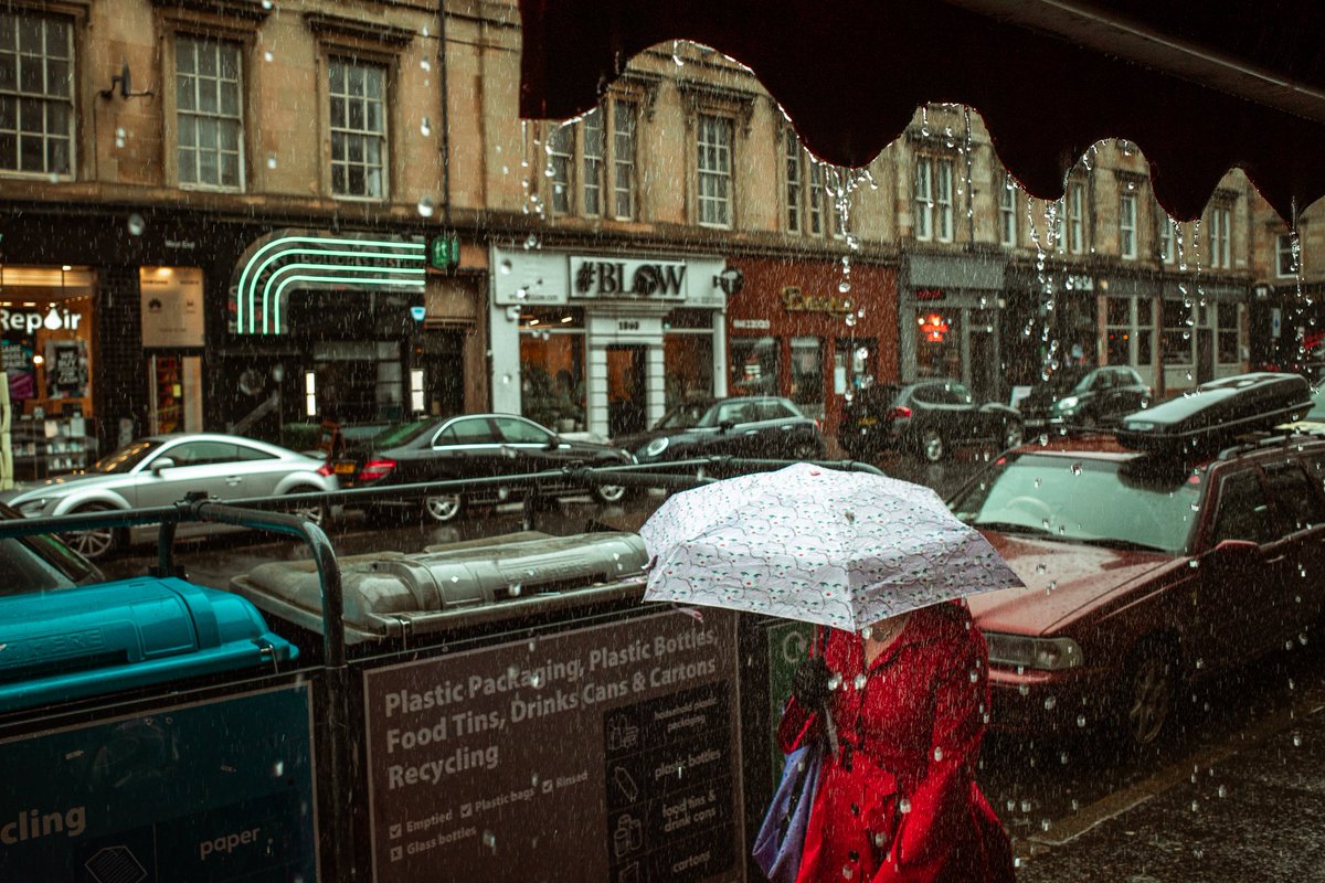 ZenoWatson's tweet image. il pleut comme une vache qui pisse. #Glasgow