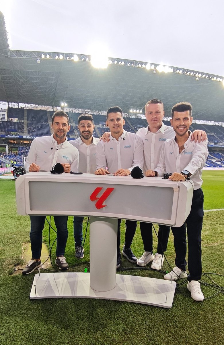 Antonio Callejón (@calleti_antonio) on Twitter photo ⚽ ¡Esto empieza en el #CarlosTartiere! Solo puede quedar uno:
🏟️ #RealOviedo #Mirandés
🎙️<a href="/HectorRuizPardo/">Héctor Antonio Ruiz</a> <a href="/JofreM11/">Jofre Mateu Gonzalez</a> <a href="/1Alberto_Garcia/">Alberto García</a> <a href="/isaacfouto/">Isaac Fouto</a>
#Ascenso #LALIGAHYPERMOTION #InsideLALIGA <a href="/LaLiga/">LALIGA</a> ⚽ ¡Esto empieza en el #CarlosTartiere! Solo puede quedar uno:
🏟️ #RealOviedo #Mirandés
🎙️<a href="/HectorRuizPardo/">Héctor Antonio Ruiz</a> <a href="/JofreM11/">Jofre Mateu Gonzalez</a> <a href="/1Alberto_Garcia/">Alberto García</a> <a href="/isaacfouto/">Isaac Fouto</a>
#Ascenso #LALIGAHYPERMOTION #InsideLALIGA <a href="/LaLiga/">LALIGA</a>
