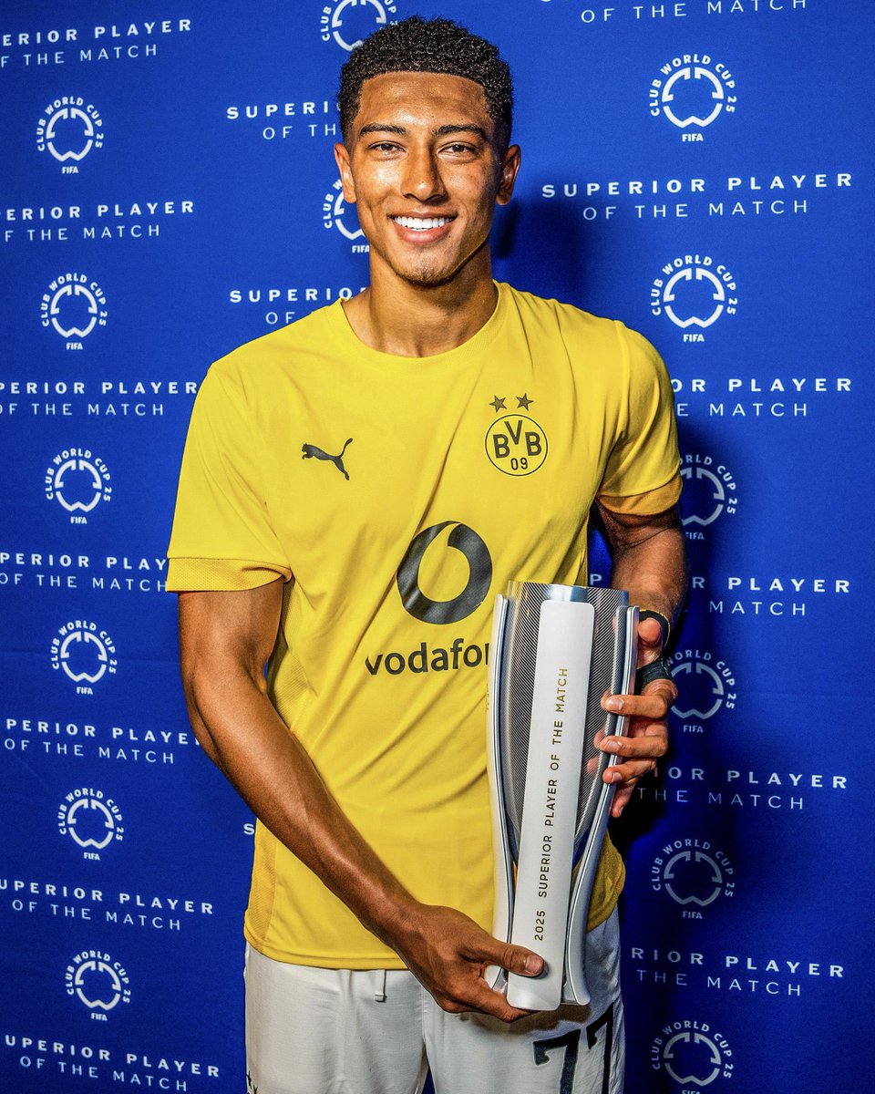 ⭐️ Jobe Bellingham eleito o Homem do Jogo.

Mamelodi 3-4 Borussia Dortmund