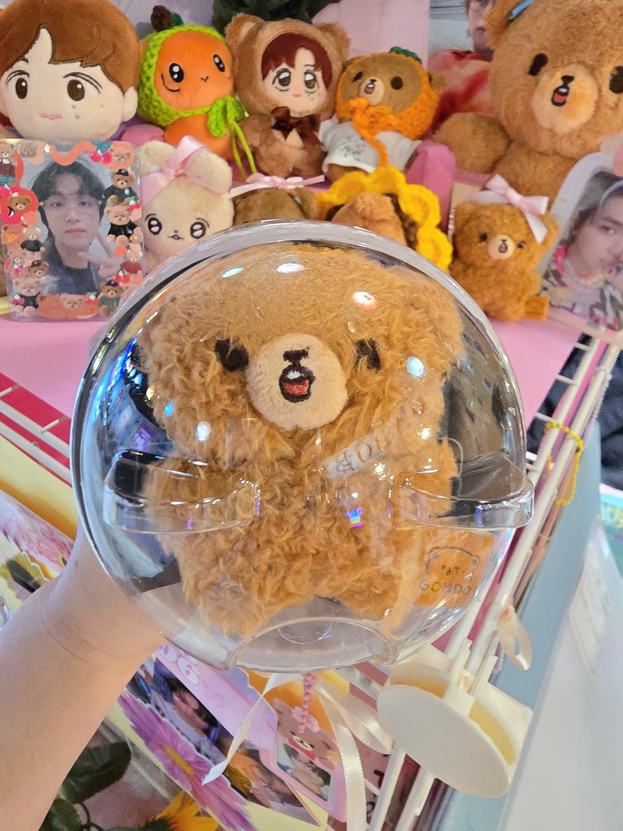 happy hyuckie day 🥹🫶💐 come by and say hiii