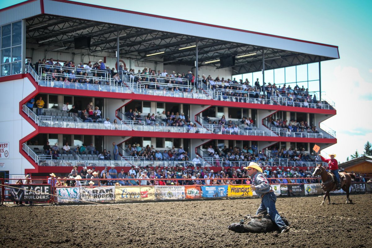 Attention farmers! Now's your chance to win two VIP tickets to our Wild West Rooftop Social event at the Ponoka Stampede on June 30. Network, enjoy lunch and take in the rodeo from a great view.

To enter follow our account, like and share this post by June 25!

#AbAg #WestCdnAg