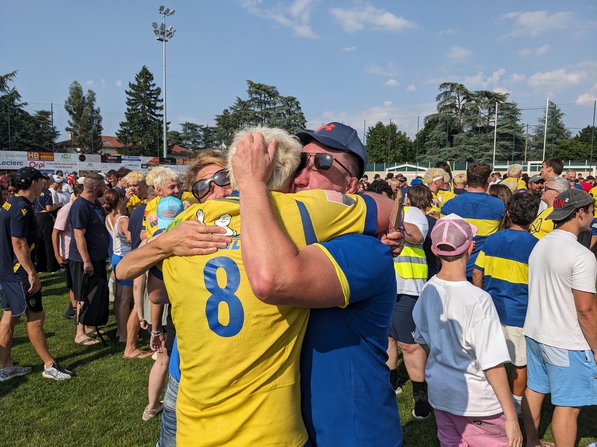 #Rugby : comment Alexandre Audebert et Elvis Vermeulen ont vécu le sacre des Crabos de l'ASM et de leurs fils, Raphaël et Louis
▶️lamontagne.fr/clermont-ferra…