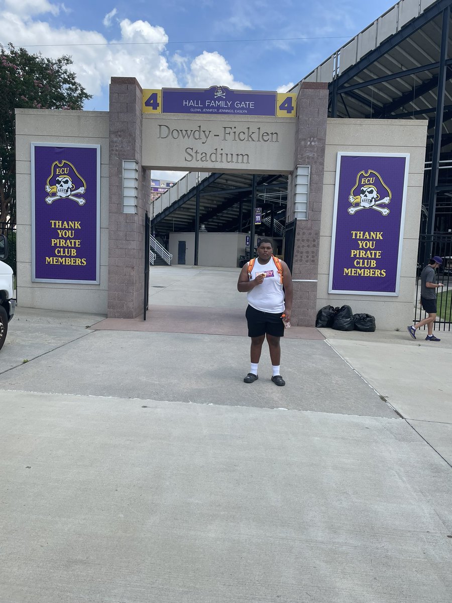 Elijah Phillips tweet media