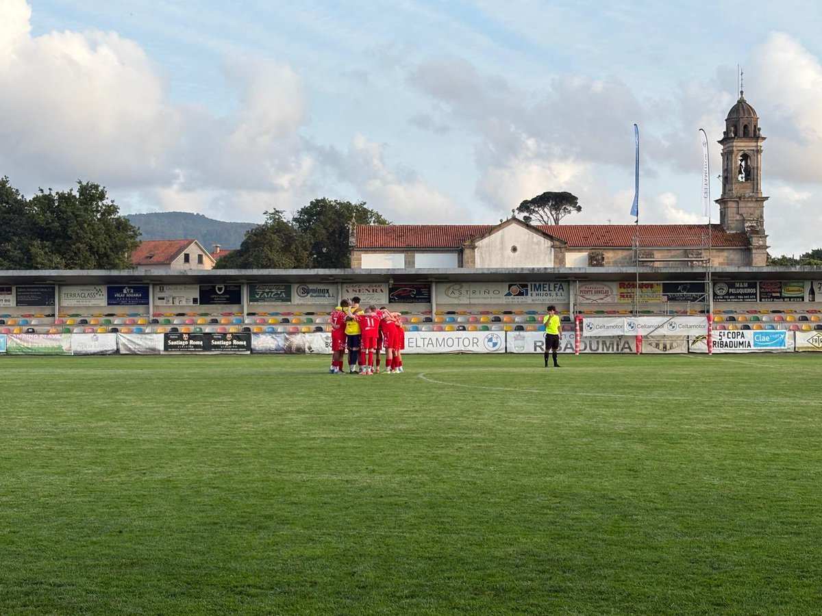 Ribadumia Cup 🇪🇸

Our U14s travelled to Spain this weekend and played well throughout the group stage – with two wins, one draw, before a final game defeat against Portuguese giants SC Braga, which saw us move into the second tier of the tournament.

Our final day was a busy one,