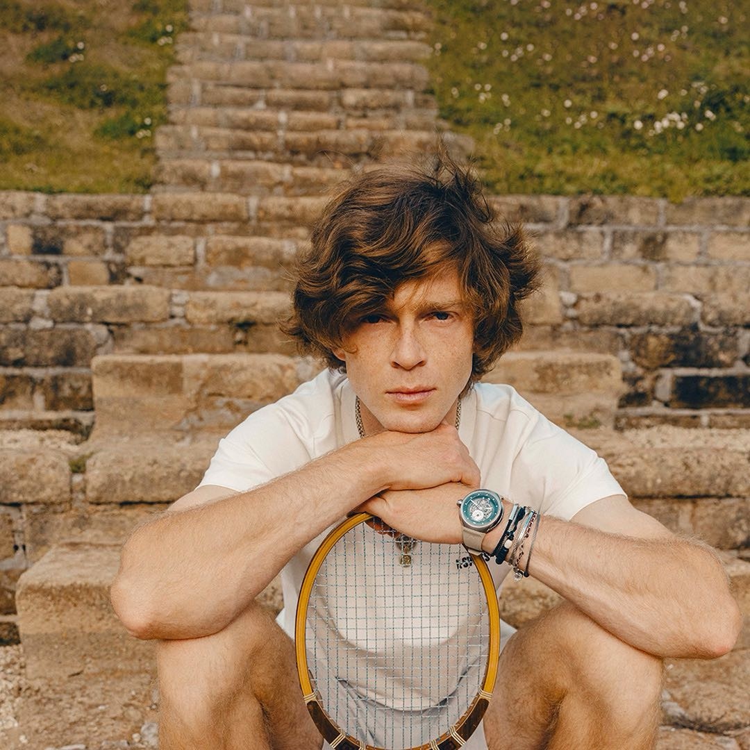 Andrey for K-Swiss

📷 K-Swiss Weibo