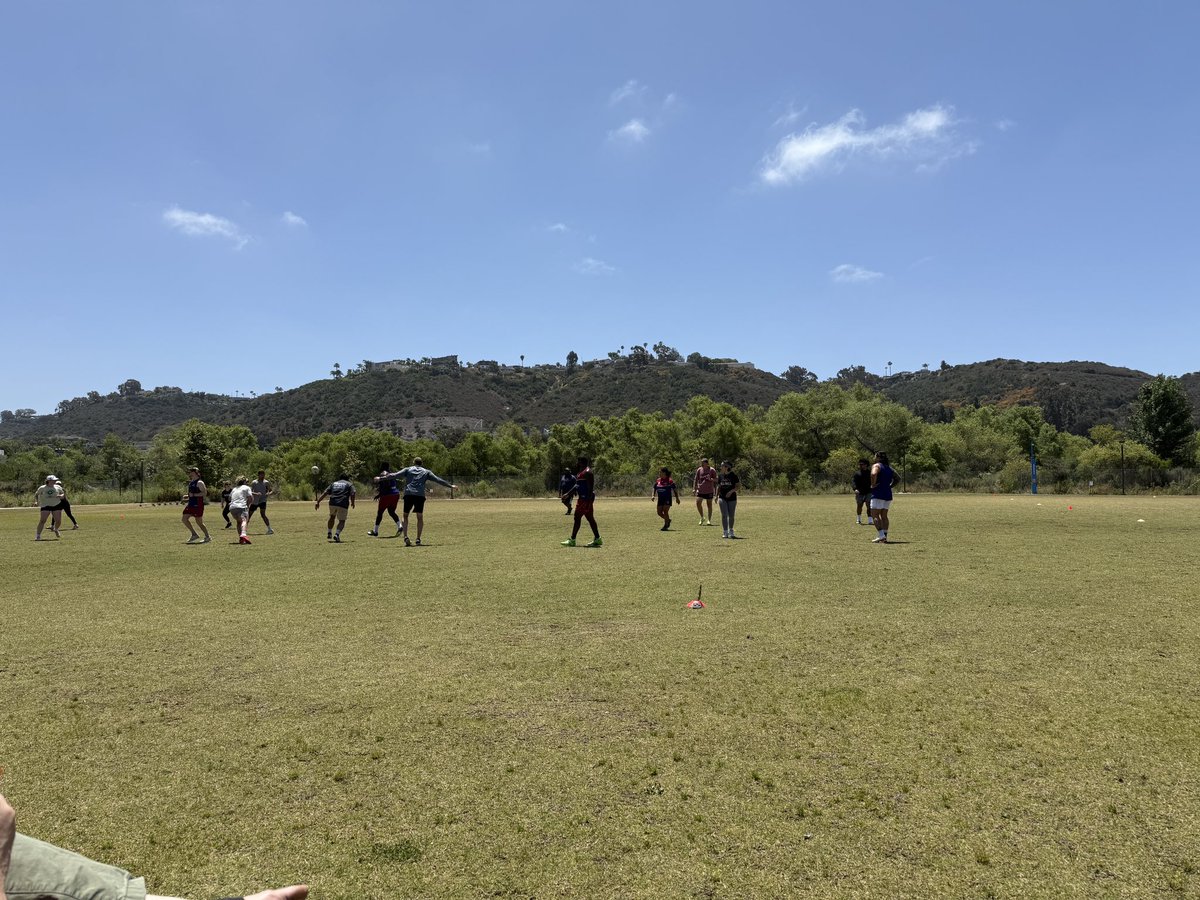 Eric Van Johnson tweet media