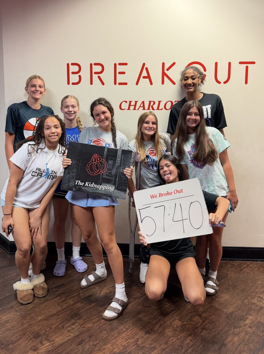 AvaRush2026's tweet image. Camp Trail Detour @canesfbs  Not just hoopers but problem solvers too🔐 #EscapeMode