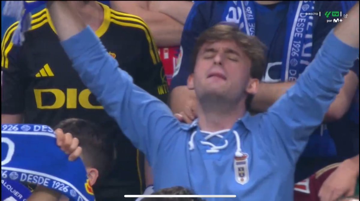 Pobre de aquel que no ame el fútbol y no pueda vivir esta pasión.
Animo a ambos equipos.