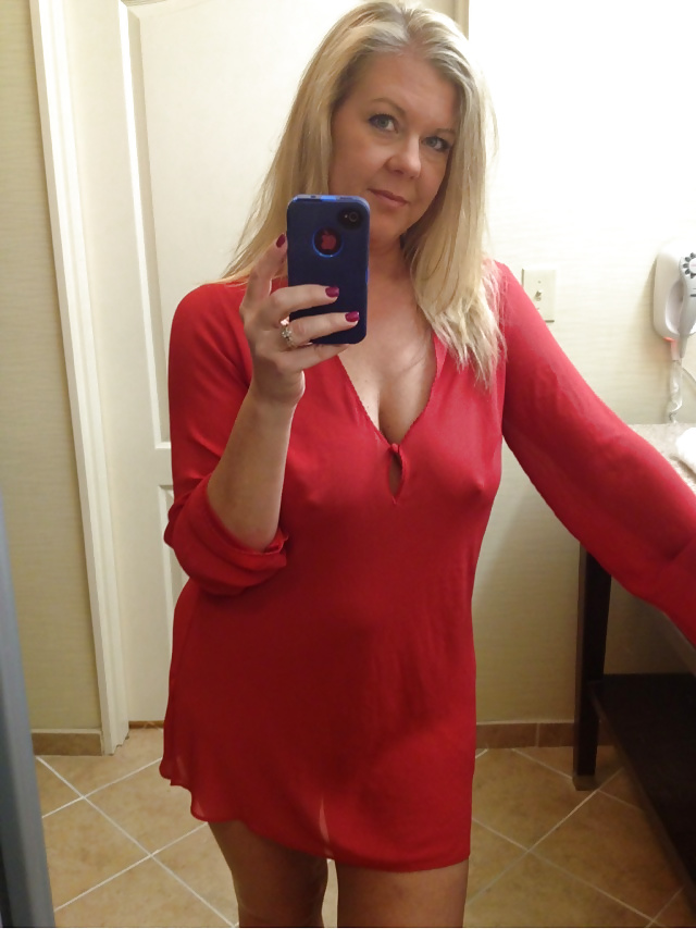 heryllradley_63's tweet photo. Flirting or teasing? You decide. https://t.co/Lf0McqoFPm https://t.co/hyj2RAwFiH
