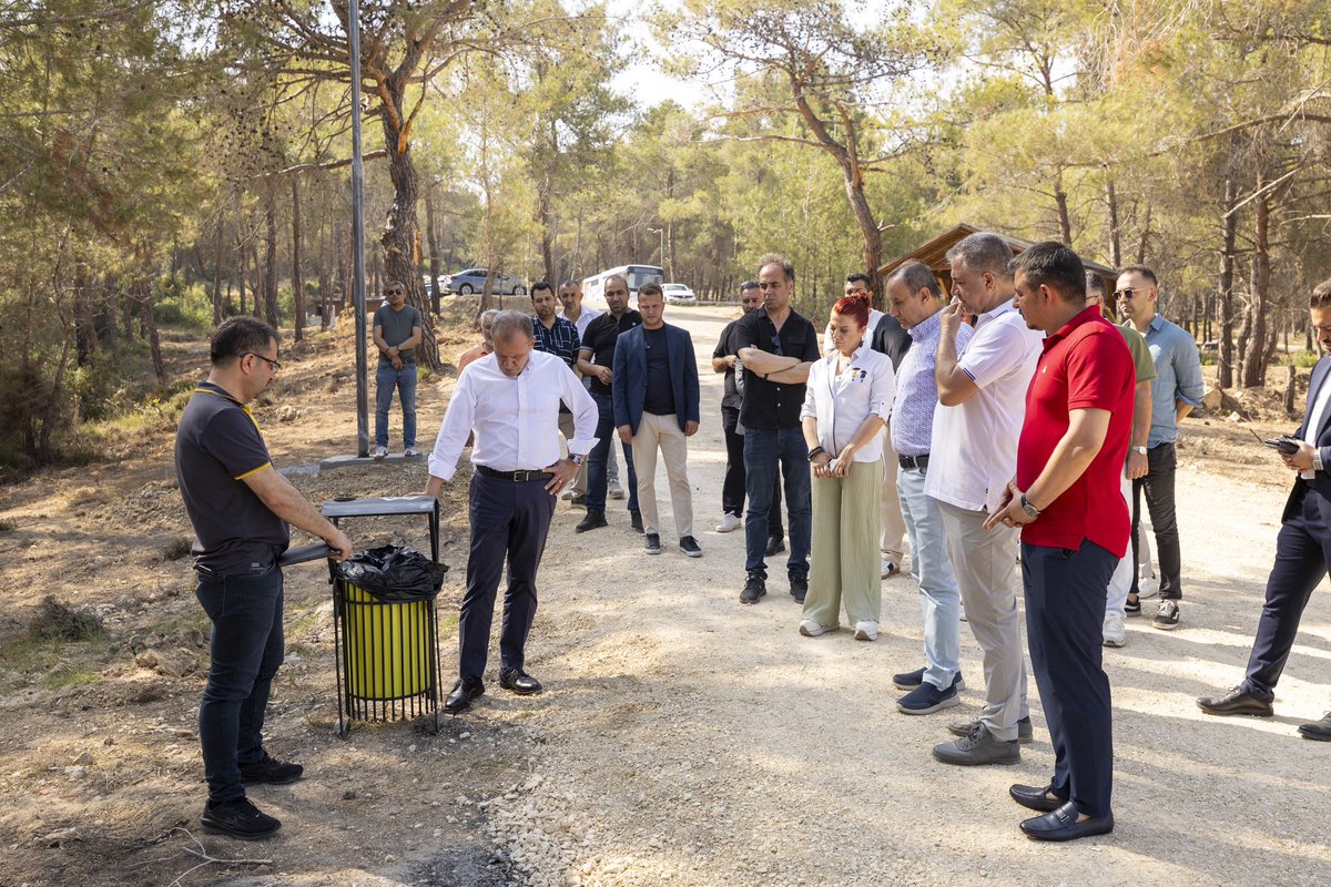 Teksin Mersin (@teksinmersin) on Twitter photo Başkanımız <a href="/VahapSecer/">Vahap Seçer</a>, Emirler Orman Parkı Piknik Alanı’nda tamamlanan ve devam eden düzenleme çalışmalarını yerinde inceledi. 453 dönümlük alanda başlatılan düzenleme çalışmaları kapsamında 40 bin metrekarelik bölüm vatandaşların kullanımına açıldı. Kısa süre içinde tüm alanın Başkanımız <a href="/VahapSecer/">Vahap Seçer</a>, Emirler Orman Parkı Piknik Alanı’nda tamamlanan ve devam eden düzenleme çalışmalarını yerinde inceledi. 453 dönümlük alanda başlatılan düzenleme çalışmaları kapsamında 40 bin metrekarelik bölüm vatandaşların kullanımına açıldı. Kısa süre içinde tüm alanın