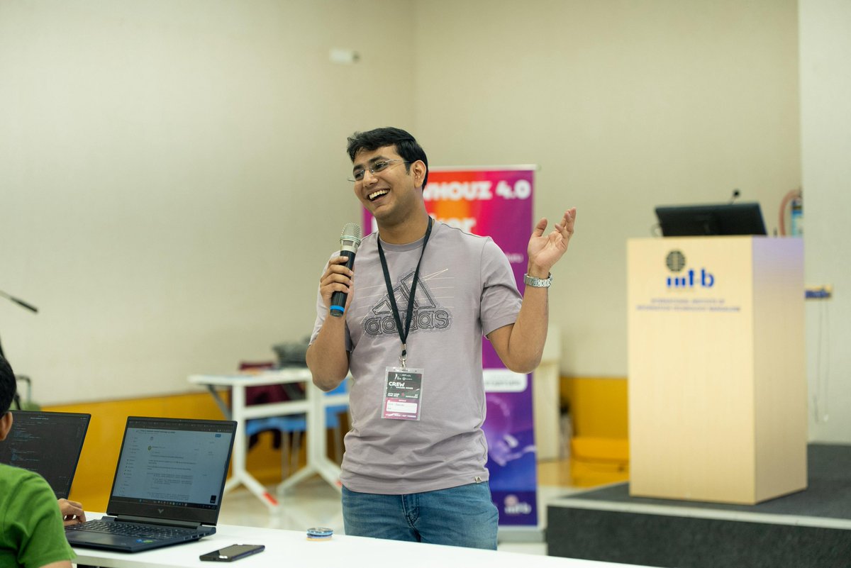Day one was intense. <a href="/abhinav_flick/">Abhinav</a> introduced ICP’s AI and Mokoto, i.e. <a href="/ICPHUBS/">ICP HUBS NETWORK</a>'s own programming language to code smart contracts, while me and my team were confused of what to build and how to learn a new language. But no worries, we figured it out

#CrewHouz #ICP #Crewsphere