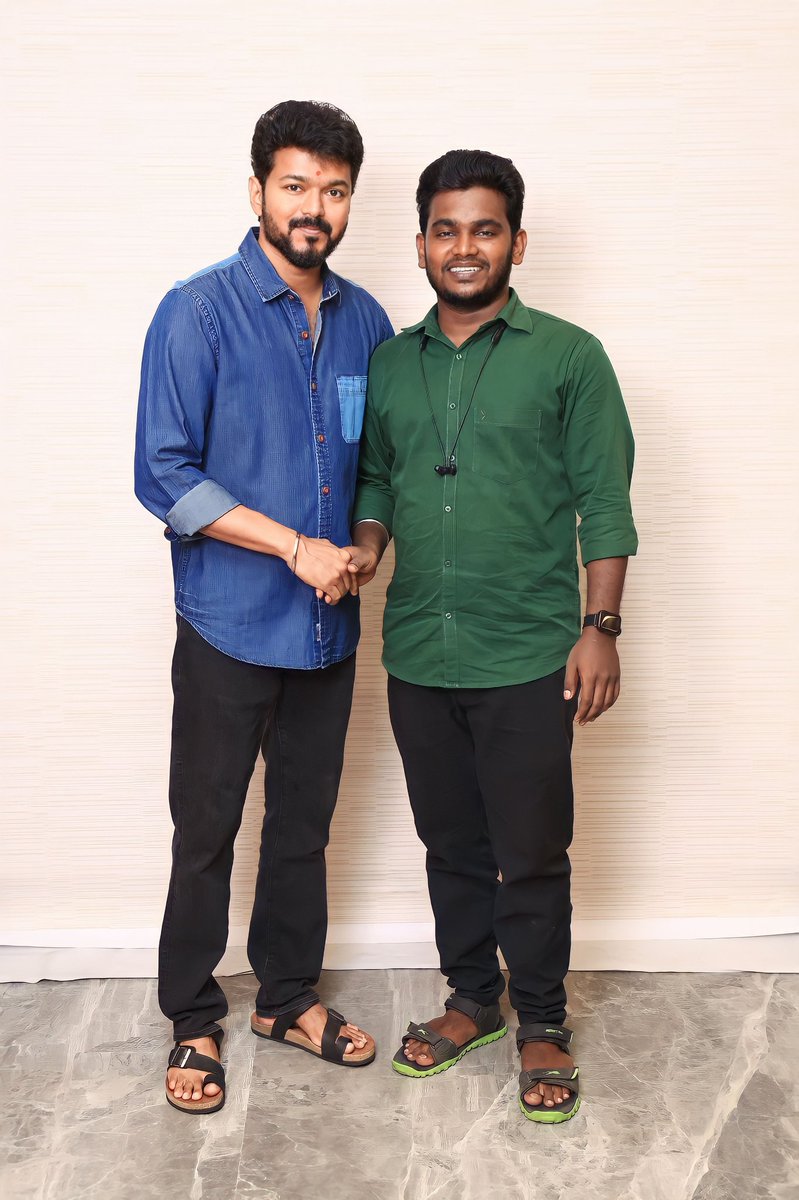 sparkanandh's tweet image. Happy Birthday My 5🌟 GENERAL @actorvijay

Super Cool &amp;amp; Charm Political Leader Now! But Epovume Enga Annan. Enga THALAPATHY!

#HBDThalapathyVijay #HappyBirthdayThalapathyVijay #ThalapathyVijay #JanaNayagan #hbdthalapathy #tvkvijay #Thalapathy51 #Vijay51