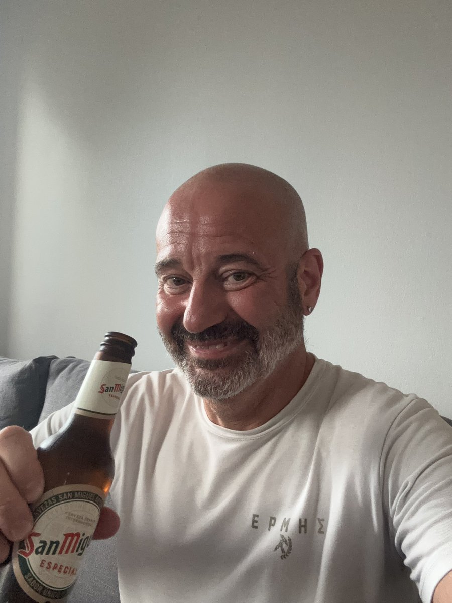 Salud! Nice wee day with the middle child today (and the ex🙄) Earned a few cold ones, have a great Saturday night 🍻