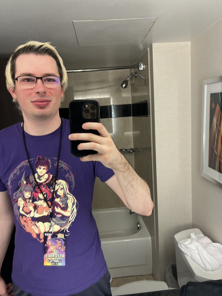 LunaticJ tweet media