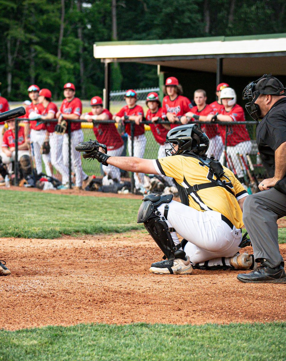 Owls finish up the sweep of the DH last night. Final score 15-5. Prince Mairina (PC) 3 run Bomb. Dax Savage (Caldwell Tech) gets the win. 

We are home tonight at 7 pm! #hootywhoo 

Come out to the ball park!