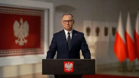 Lone wolf (@roman_patrzy) on Twitter photo Duda <a href="/AndrzejDuda/">Andrzej Duda</a> śmie grozić Polakom stanem wojennym w razie ponownego przeliczenia głosów?
Ten człowiek oszalał ze strachu...
#PrzeliczyćGłosy Duda <a href="/AndrzejDuda/">Andrzej Duda</a> śmie grozić Polakom stanem wojennym w razie ponownego przeliczenia głosów?
Ten człowiek oszalał ze strachu...
#PrzeliczyćGłosy