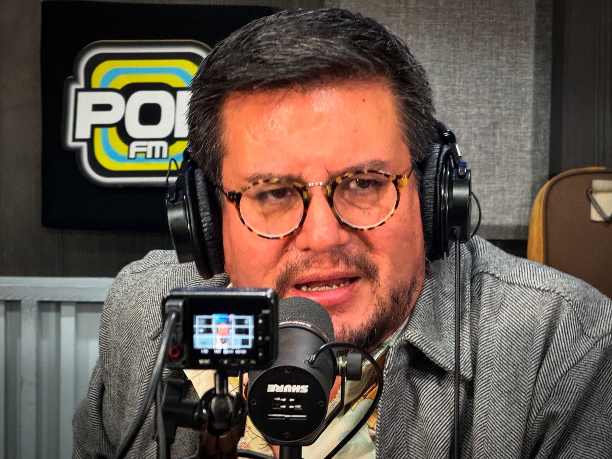 💫 Ulises Castellanos (@mxulysses) on Twitter photo Así se ve la transmisión de prueba del nuevo noticiero en línea de <a href="/SGarciaSoto/">Salvador García Soto</a> que podrían seguir por <a href="/SerpienYEscaler/">SerpientesYEscaleras</a> en vivo en punto de la 1 PM 🕐 el próximo lunes 23 de Junio. Lo acompaña Pepe Sánchez. Así se ve la transmisión de prueba del nuevo noticiero en línea de <a href="/SGarciaSoto/">Salvador García Soto</a> que podrían seguir por <a href="/SerpienYEscaler/">SerpientesYEscaleras</a> en vivo en punto de la 1 PM 🕐 el próximo lunes 23 de Junio. Lo acompaña Pepe Sánchez.