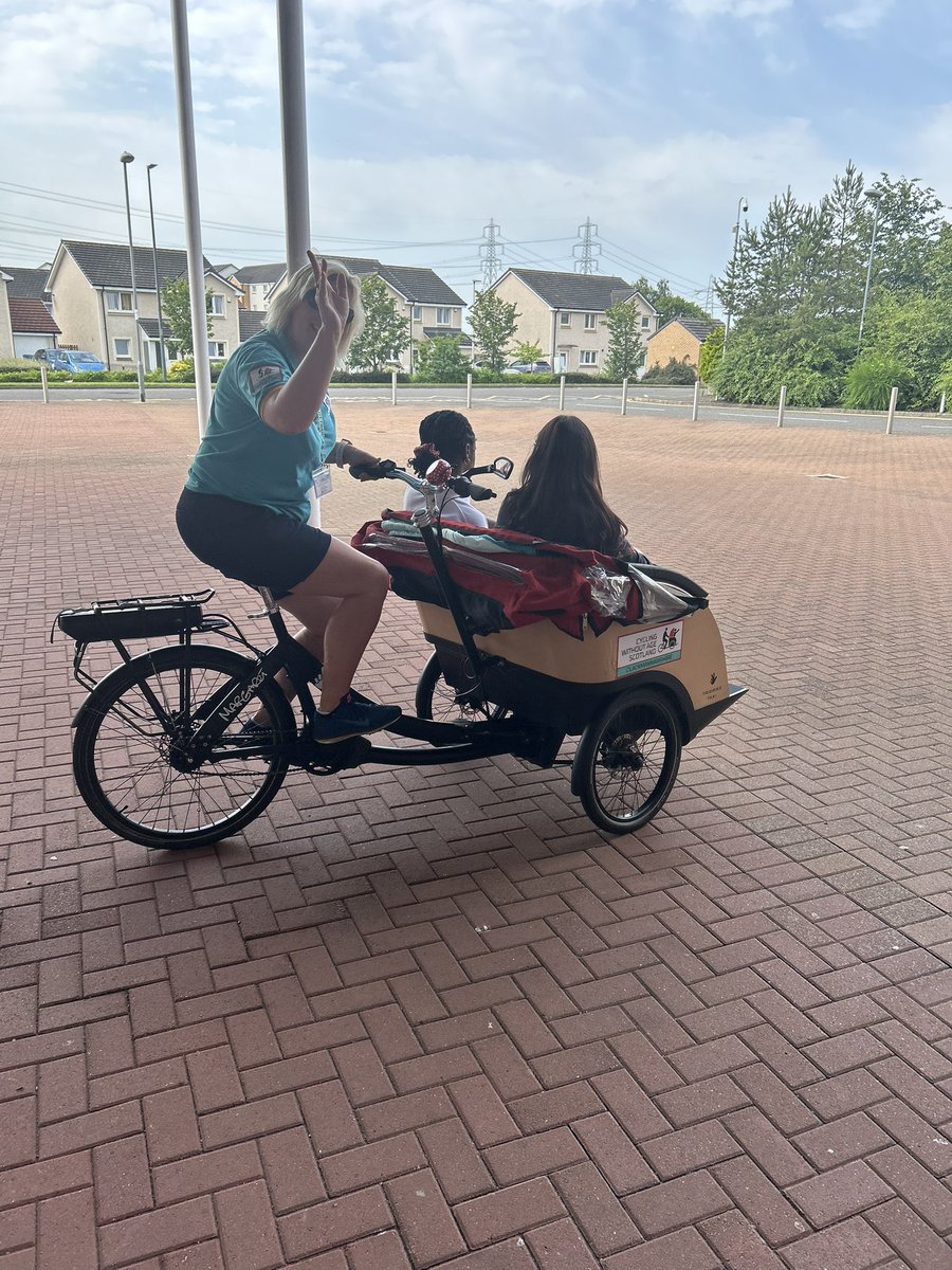 AlloaEASN's tweet image. A huge thank you to the wonderful volunteers from Cycling Without Age who visit us every Friday with the Trishaw bikes. Pupils and staff love their trips around the local area. It’s one of the highlights of our week. @AlloaAcademy 
#CyclingWithoutAge #CommunitySupport