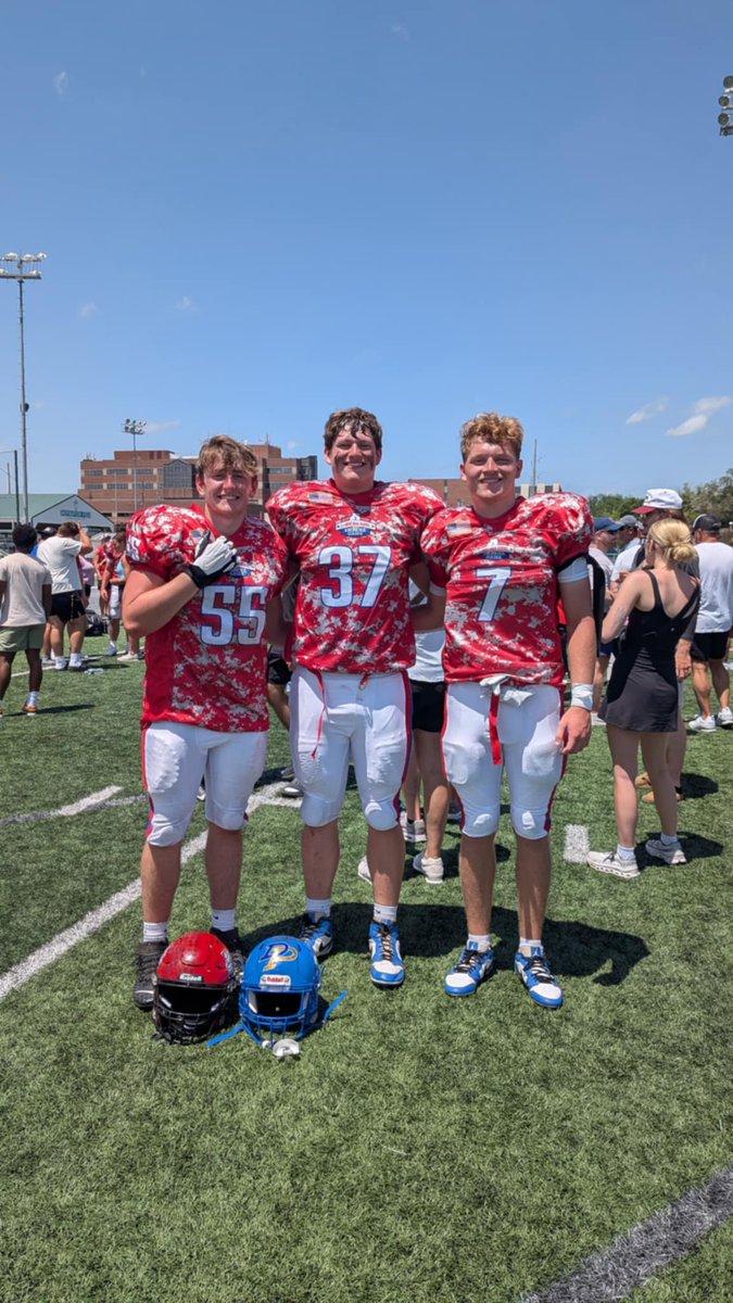 The Illinois Shrine Game was played today with Blue beating Red 29-7.

Pictured Below (L to R) Josiah Heald (Fulton), Josh McNett (Galena), Jaxon Diedrich (Du-Pec).