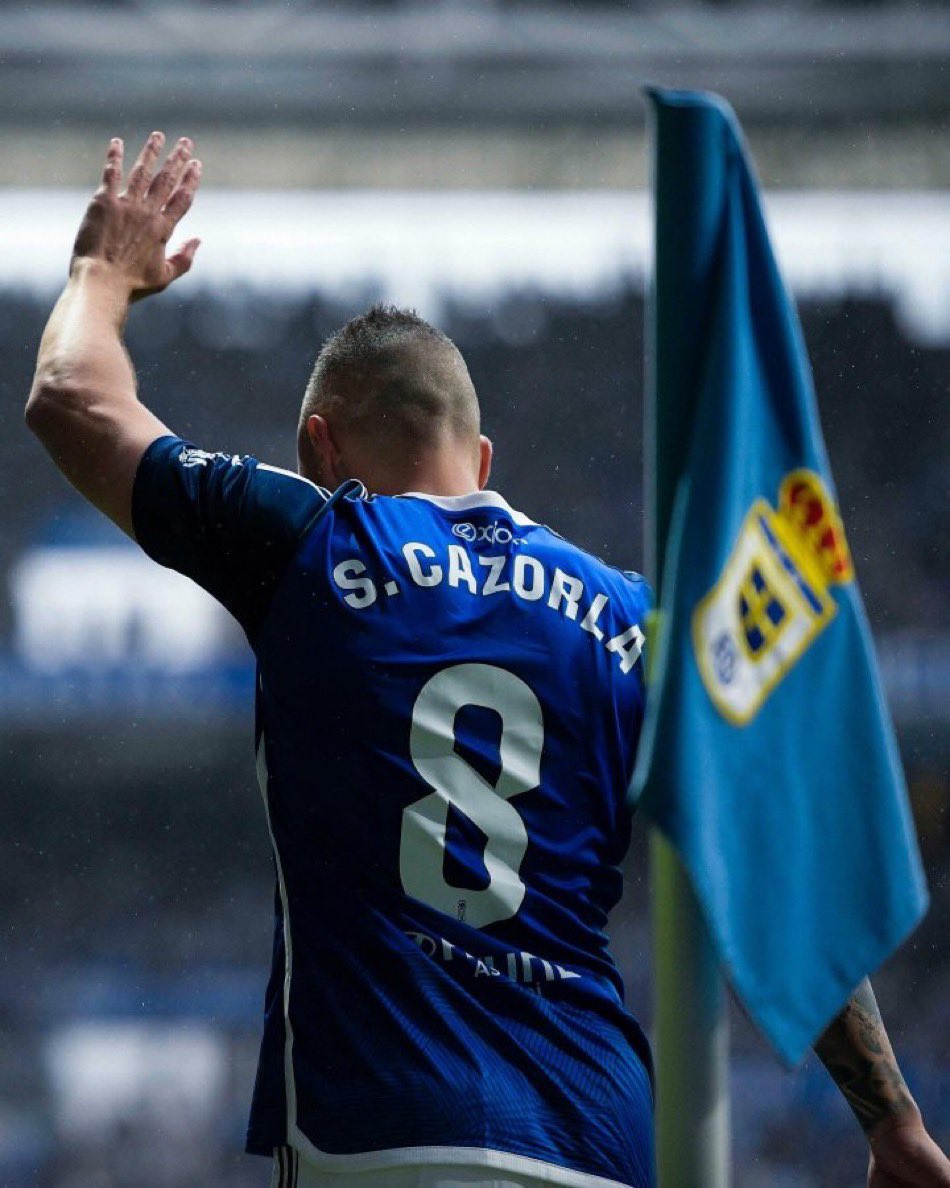 jose joaquin brotons (@jjbrotons) on Twitter photo Honor, admiración y respeto a un futbolista que ha conseguido el sueño de su vida: <a href="/19SCazorla/">Santi Cazorla</a>. Honor, admiración y respeto a un futbolista que ha conseguido el sueño de su vida: <a href="/19SCazorla/">Santi Cazorla</a>.