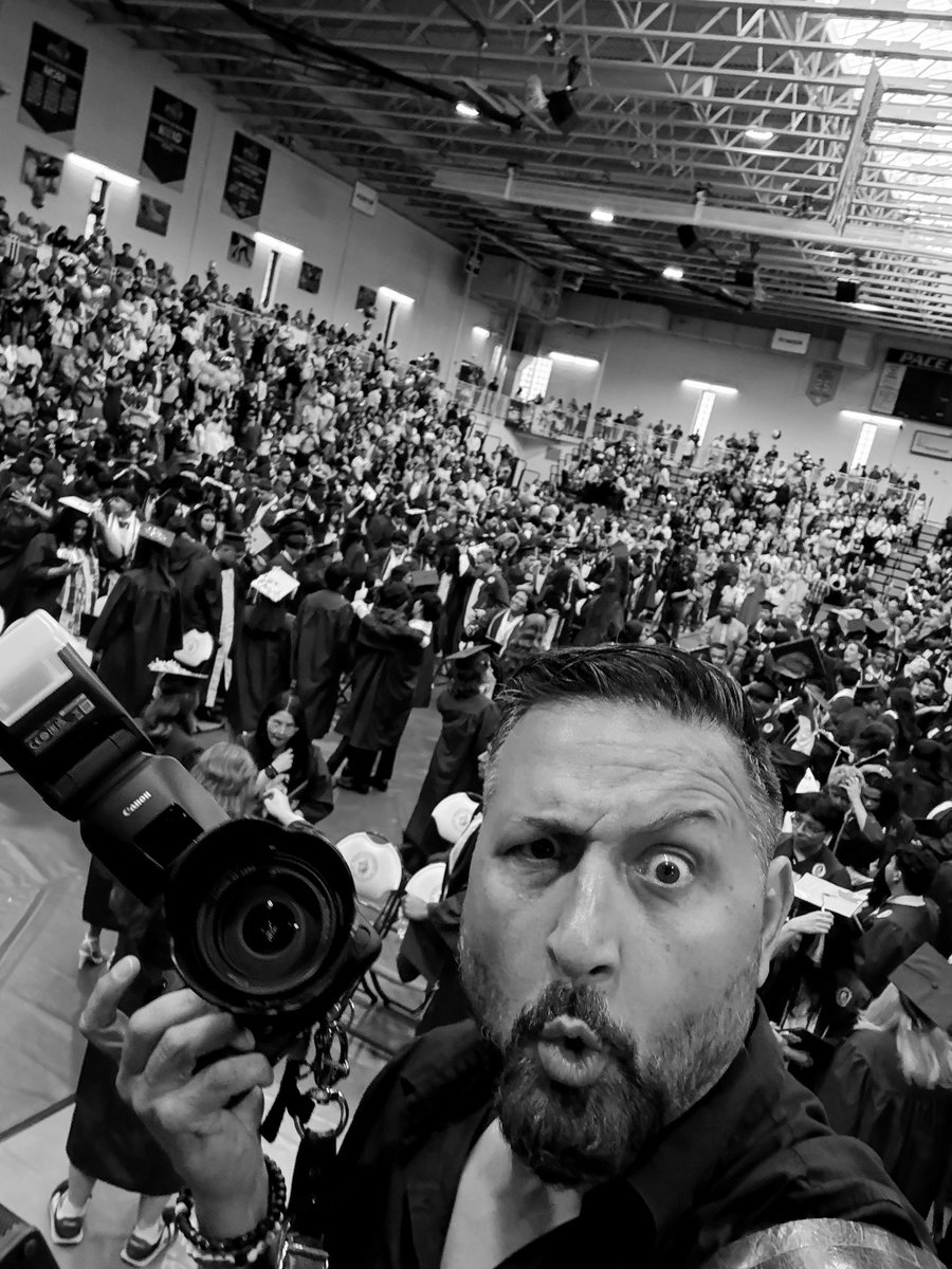 Mr. Quiroga (@mrqphoto) on Twitter photo Congratulations to the OHS CLASS OF 2025!
#graduationphotography #graduation #photography #graduationpictures
#photo #photograghy #ossining #opride #artteacher
<a href="/OUFSD_Arts/">Kate Mathews</a> <a href="/Mary_FoxAlter/">Mary Fox-Alter</a> <a href="/nikkinover/">Nicole Mangiere Nover (she/her)</a> <a href="/OssiningSchools/">Ossining UFSD</a> <a href="/OHSPHOTO/">Mrwhitehead</a> Congratulations to the OHS CLASS OF 2025!
#graduationphotography #graduation #photography #graduationpictures
#photo #photograghy #ossining #opride #artteacher
<a href="/OUFSD_Arts/">Kate Mathews</a> <a href="/Mary_FoxAlter/">Mary Fox-Alter</a> <a href="/nikkinover/">Nicole Mangiere Nover (she/her)</a> <a href="/OssiningSchools/">Ossining UFSD</a> <a href="/OHSPHOTO/">Mrwhitehead</a>