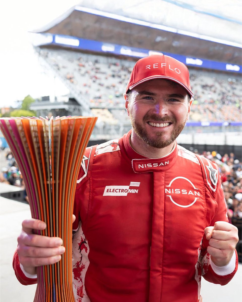 El #NissanFormulaE Team está listo para su próxima parada ¡Yakarta! la última carrera del año en Asia. 🏎️🏁
Oliver Rowland continúa liderando el campeonato por su excelente desempeño en pista. Mientras que, Norman Nato buscará aprovechar la remontada lograda en Shanghái. 💪