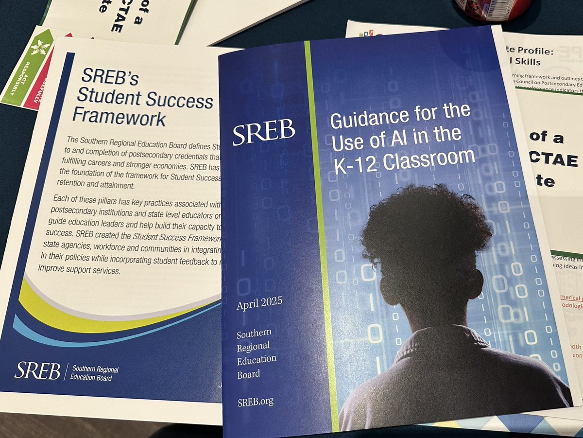 LeeReevesTN's tweet photo. Honored to represent Tennessee this weekend at the Southern Regional Education Board’s Legislative Work Conference. Proud to share what’s working in our state and to learn alongside other leaders committed to strengthening education across the South. #SREB #TNEd https://t.co/YWRIVgJ9IN