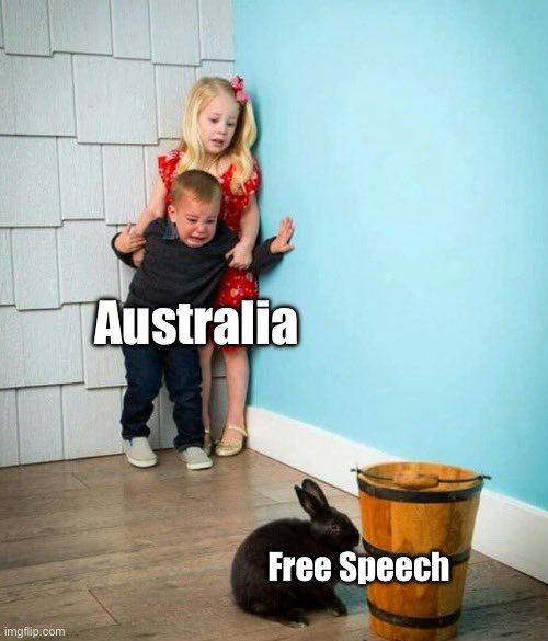 illuminatibot (@iluminatibot) on Twitter photo 