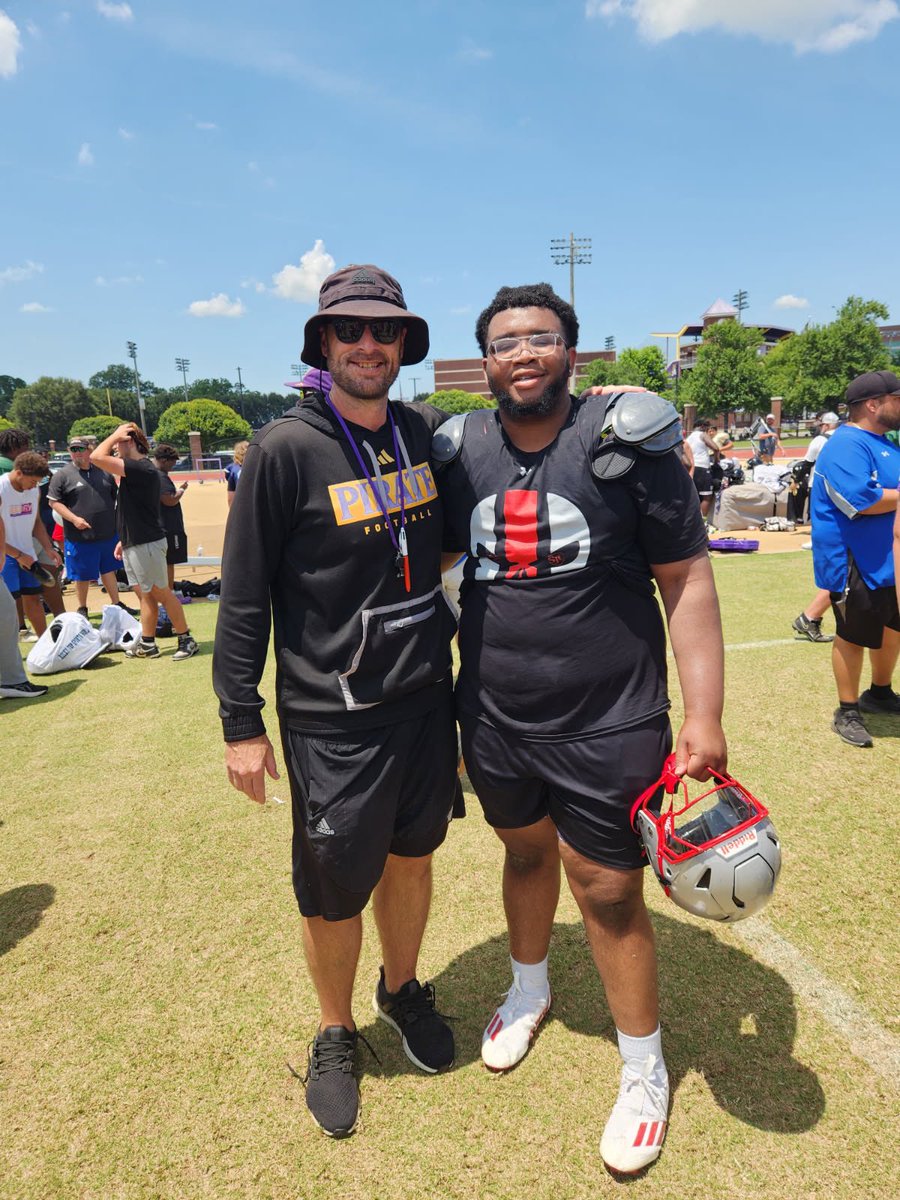 ian_jr99229's tweet image. Had a great time today at ECU with @OLCoachMattox can’t wait to be back soon! @MikeWard71 @patward71