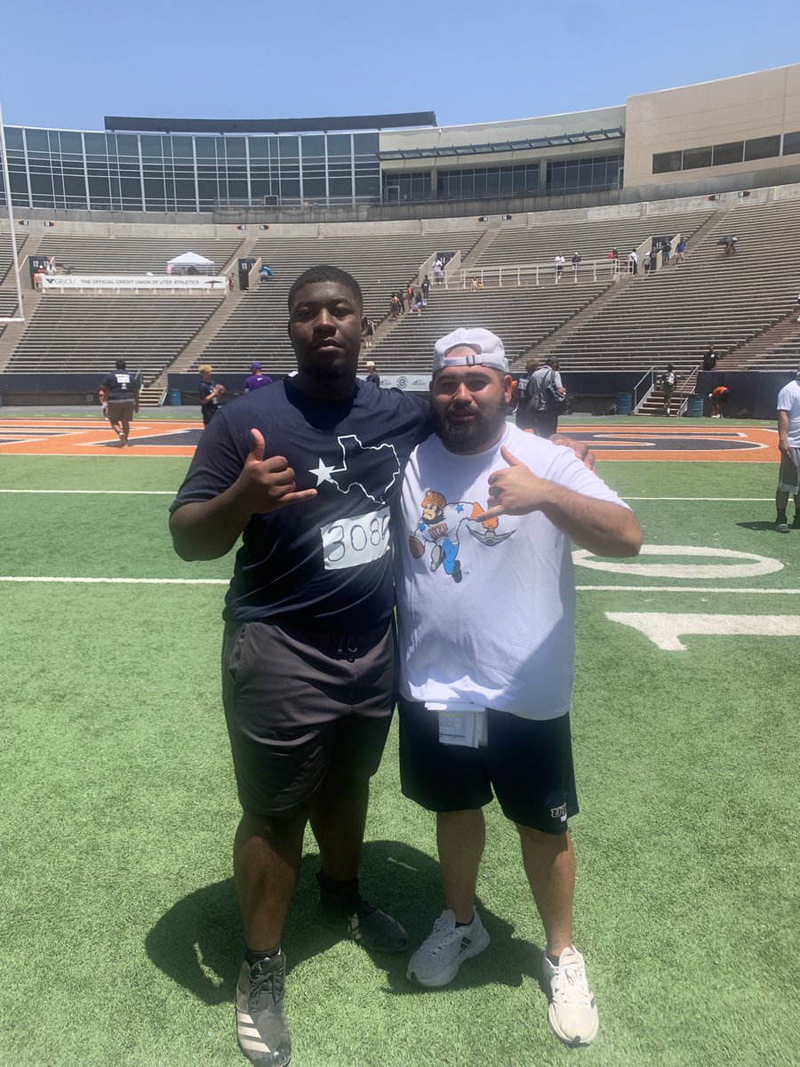Pryce McClanahan (@prycemcclan77) on Twitter photo #AGTG After a great camp with <a href="/UTEPFB/">UTEP Football</a> and a great conversation with <a href="/CoachStanchek/">Ryan Stanchek</a> I am blessed to receive an offer from The University of Texas El Paso. Go Miners! ⛏️
<a href="/Football_Steele/">Cibolo Steele Football</a> <a href="/BDammone/">Along The Wire</a> <a href="/_RL_Martin/">R.L. Martin</a> <a href="/AggiewarSteve/">Coach Schneider</a> <a href="/samspiegs/">Sam Spiegelman</a> #AGTG After a great camp with <a href="/UTEPFB/">UTEP Football</a> and a great conversation with <a href="/CoachStanchek/">Ryan Stanchek</a> I am blessed to receive an offer from The University of Texas El Paso. Go Miners! ⛏️
<a href="/Football_Steele/">Cibolo Steele Football</a> <a href="/BDammone/">Along The Wire</a> <a href="/_RL_Martin/">R.L. Martin</a> <a href="/AggiewarSteve/">Coach Schneider</a> <a href="/samspiegs/">Sam Spiegelman</a>