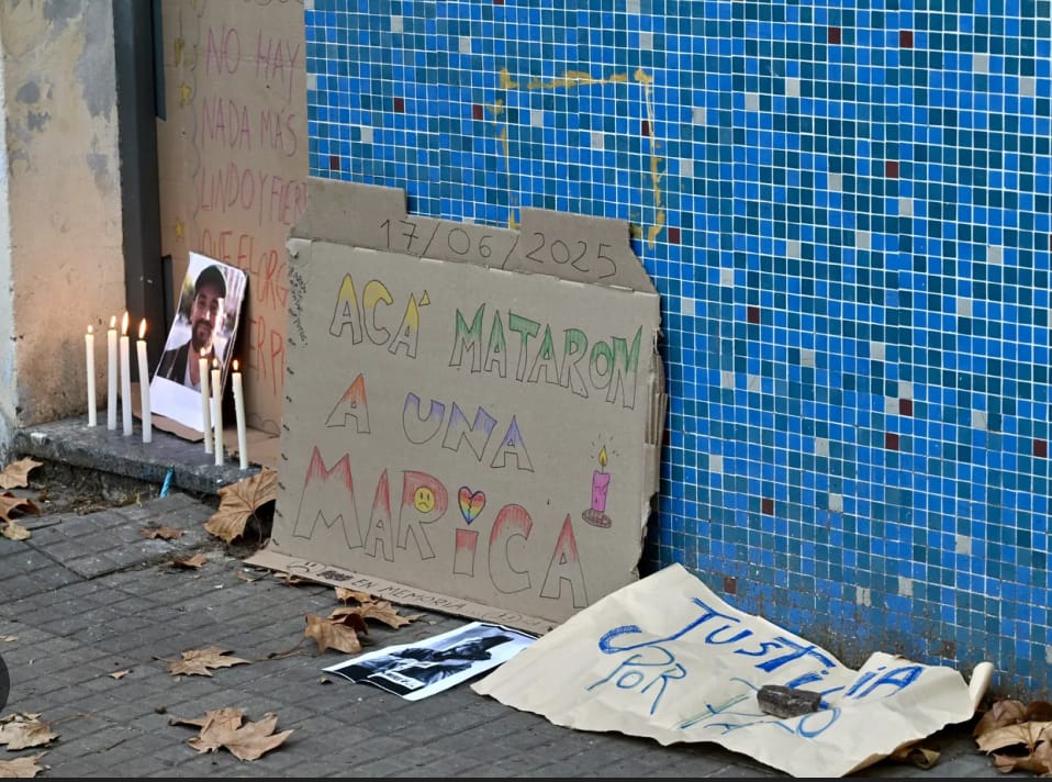 El crimen de Pablo Mieres en La Plata y las evidentes semejanzas con dos crímenes homoodiantes de los últimos dos años: Matías Reynoso en Santiago del Estero y Lautaro Retamales en Florencio Varela. 

Apps para gays con asesinos dispuestos a "matchear"

0221.com.ar/la-plata/conmo…