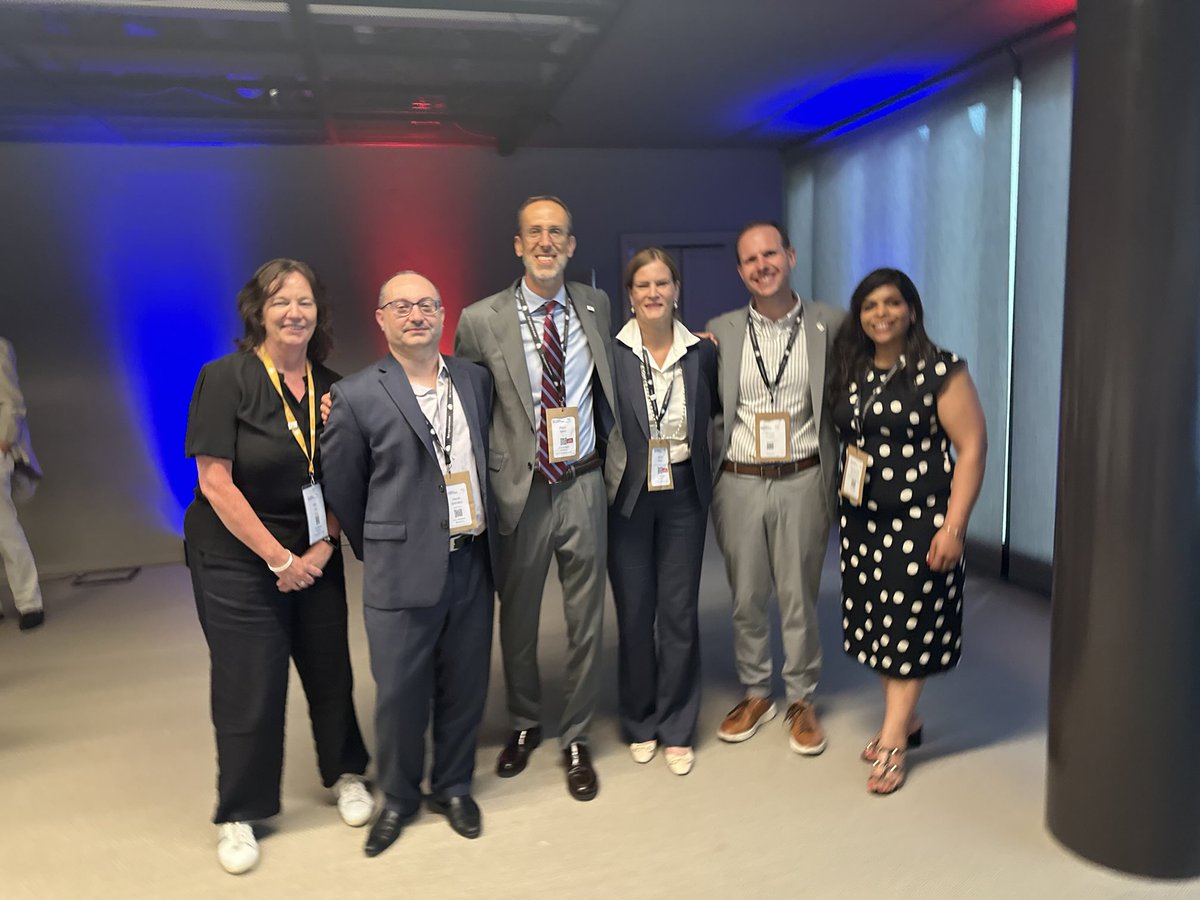 sdent_cardioonc's tweet image. Great joint ICOS /ESC session at the inaugural ESC cardiology-oncology conference in Florence - how to establish a successful cardio-oncology program! @ICOSociety @escardio
