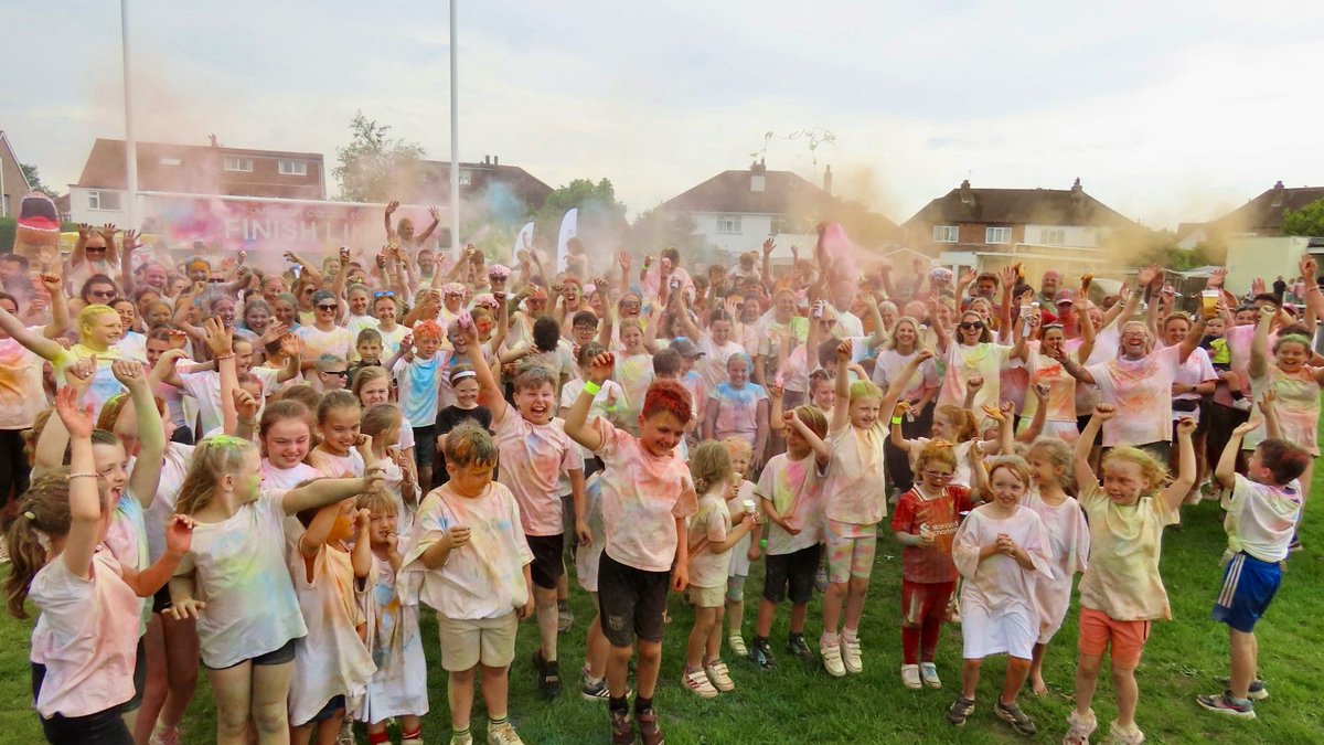 Everyone who did the Southport Colour Run at Southport RFC for Elsie’s Story today - you were amazing! 💙💛💜❤️
