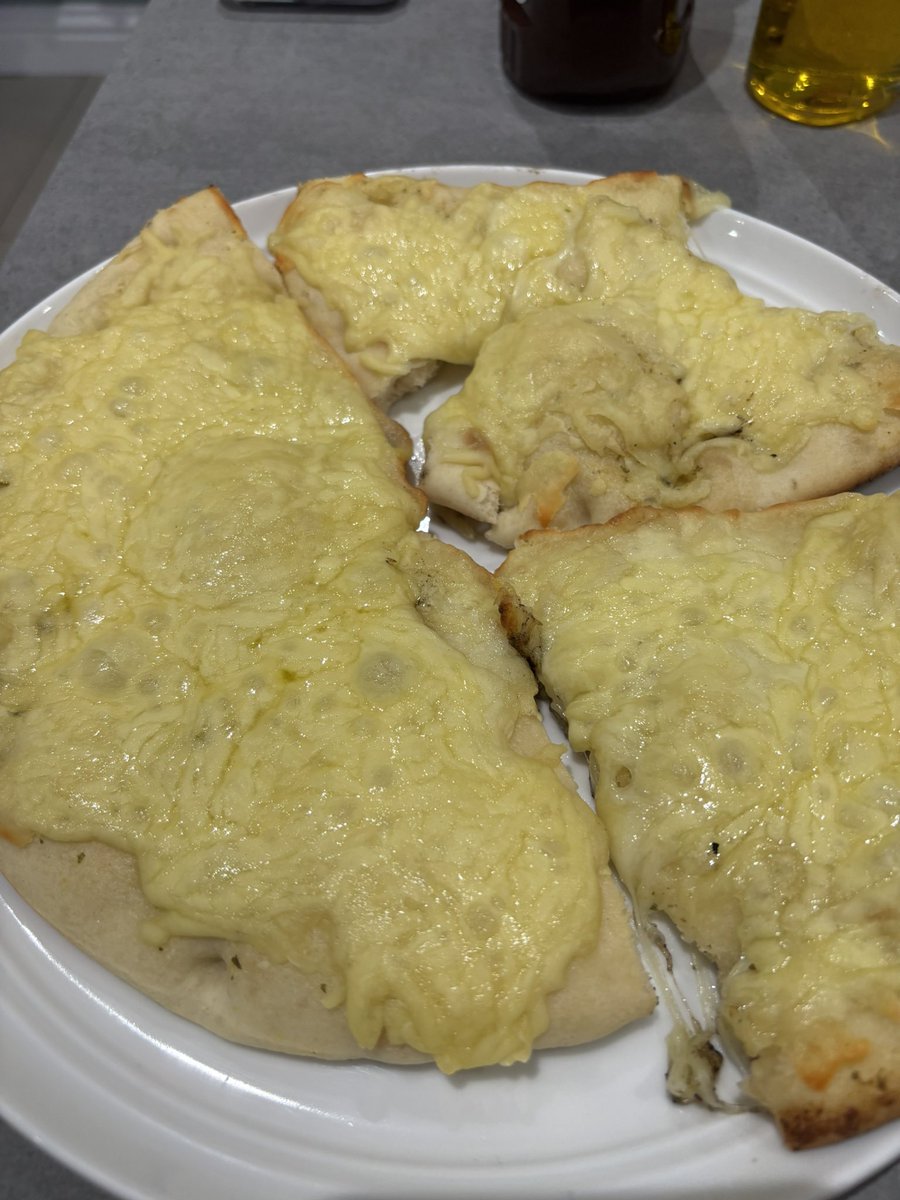 Ian Clark (@chopperhontas) on Twitter photo Didn’t know what to have for tea tonight so threw together completely random bits. Chicken and pork both had <a href="/TheSmokeyCarter/">The Smokey Carter™</a> rubs in them. Garlic bread was from <a href="/marksandspencer/">M&S</a> with extra cheese added and cooked on the <a href="/WeberGrills/">Weber Grills</a> Mastertouch. Didn’t know what to have for tea tonight so threw together completely random bits. Chicken and pork both had <a href="/TheSmokeyCarter/">The Smokey Carter™</a> rubs in them. Garlic bread was from <a href="/marksandspencer/">M&S</a> with extra cheese added and cooked on the <a href="/WeberGrills/">Weber Grills</a> Mastertouch.