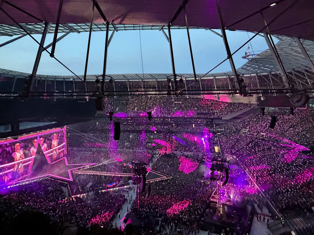 Take me back to last weekend… Beyoncé was incredible 🤩