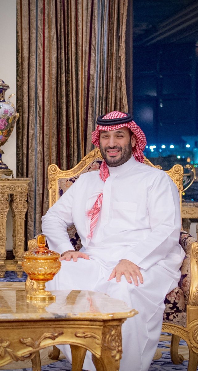 اليوم السبت 21 يونيو 2025م (الذكرى الثامنة لبيعة سمو سيدي ولي العهد الأمير محمد بن سلمان وليًا للعهد)🇸🇦
نجدد البيعة والولاء لولي العهد على السمع والطاعة 
. #الذكري_الثامنه_لبيعه_ولي_العهد