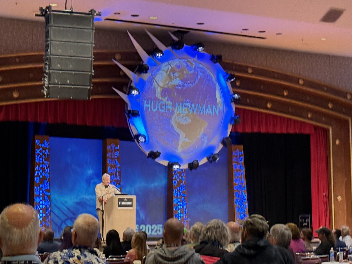 ffshowofficial's tweet image. So pumped for Hugh Newmans @MEGALITHOMANIA presentation at Cosmic Summit! #cosmicsummit