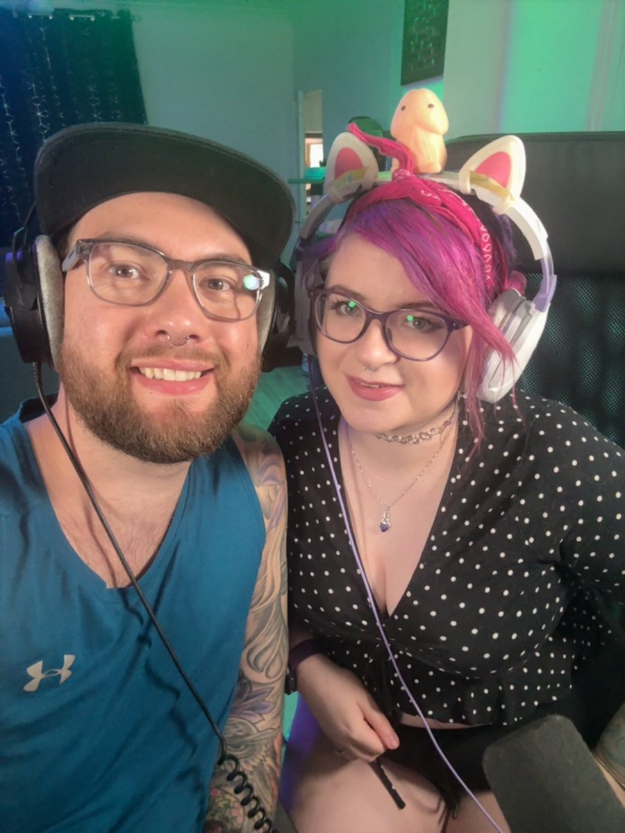 KingKrazey 👑 | P2 @LisaParaNorma💜💚 (@kingkrazey) on Twitter photo Come and join <a href="/LisaParaNorma/">LisaParaNorma | Team Rawr | @kingkrazey P1💚💜</a> and I in the sweat box while we (she) plays <a href="/WalesInter/">Wales Interactive</a> Maid of Sker for the first time! 💜💚🏴
She’s totally not gonna poop her pants 😂 Come and join <a href="/LisaParaNorma/">LisaParaNorma | Team Rawr | @kingkrazey P1💚💜</a> and I in the sweat box while we (she) plays <a href="/WalesInter/">Wales Interactive</a> Maid of Sker for the first time! 💜💚🏴
She’s totally not gonna poop her pants 😂