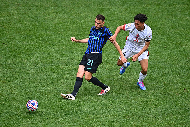 FansNerazzurri's tweet photo. HT: Inter 0-1 Urawa

Biar kalian aja yang komentar ..

#ToshibaTV #No1inJapan #StayHumbleEh @toshibatv_id https://t.co/AZeuJLDH1X