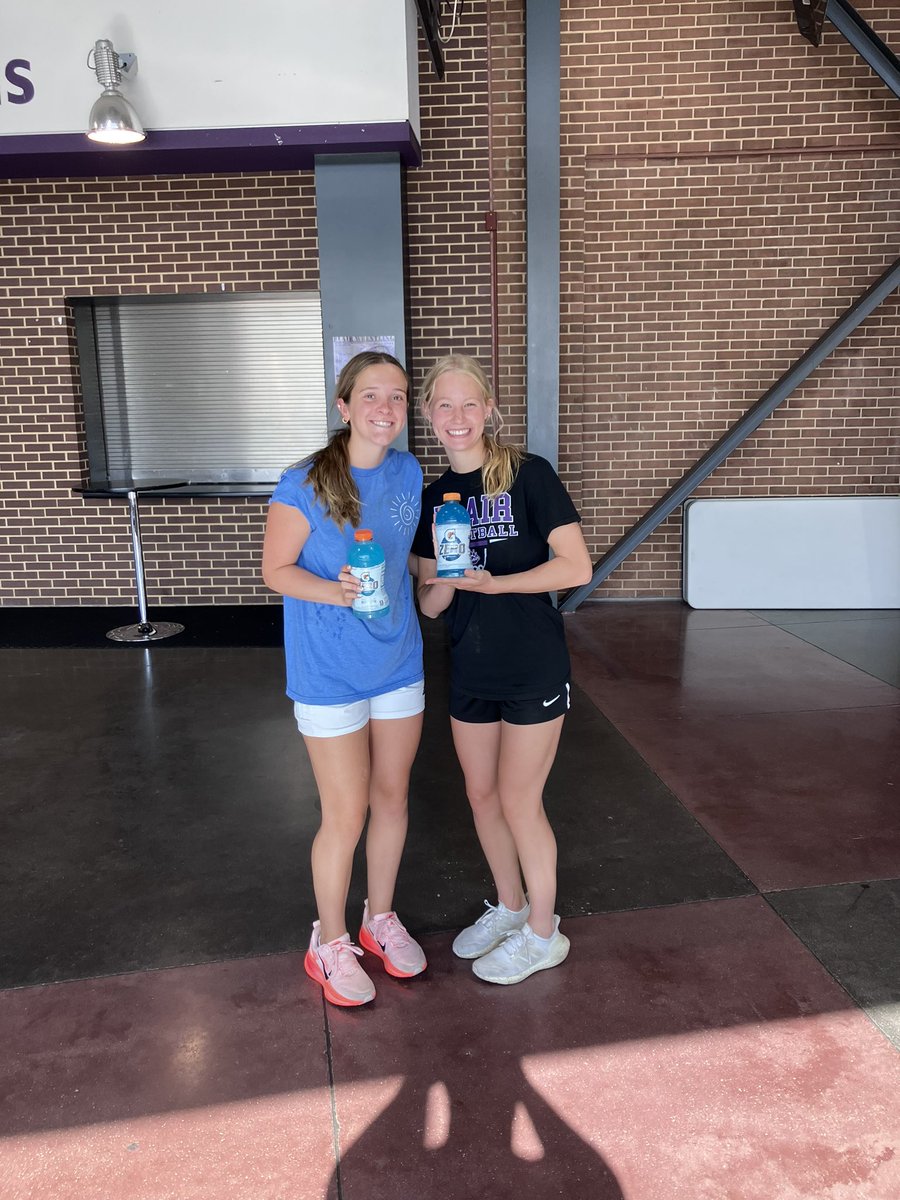 Putting in that work! Here are your girls Friday Finisher Champs!  #StrongerTogether #BeBlair