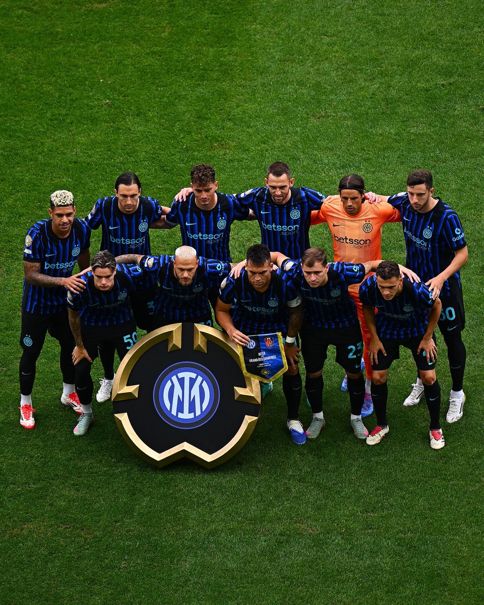HT: Inter 0-1 Urawa Red Diamonds.
