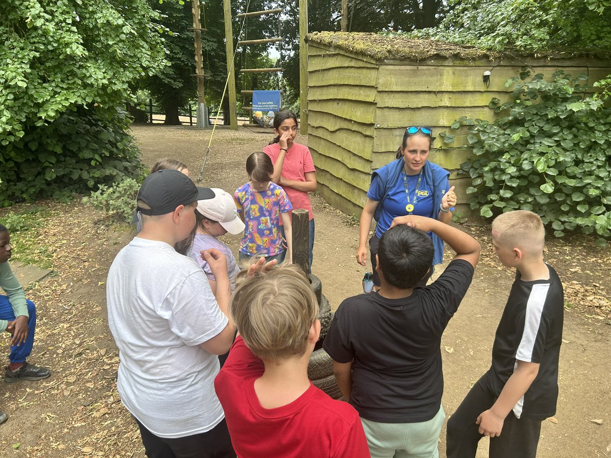 SAWAcademy's tweet photo. Group 1 had a great time problem solving today! https://t.co/IYBUoibXsy