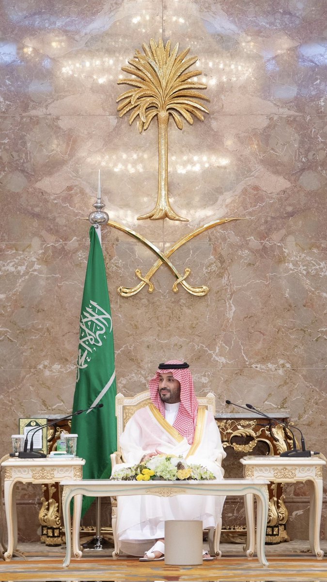 _ALlizer's tweet photo. هذا مكانك وكلنا محمد بن سلمان... فنعم الاختيار اختيار سيدي سلمان #الذكري_الثامنه_لبيعه_ولي_العهد https://t.co/tRL1X1K5aJ