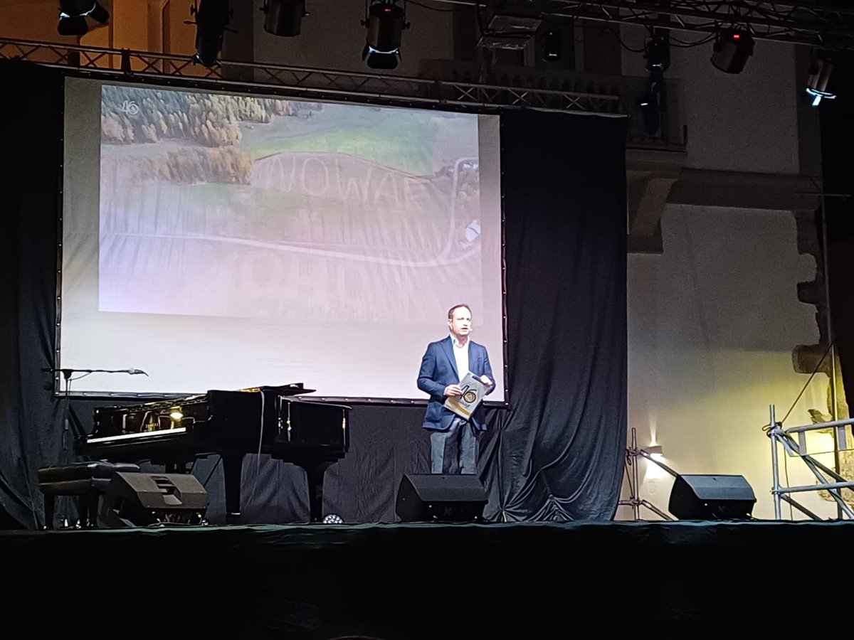 Al via la cerimonia di premiazione della 46ª edizione del Premio Ischia Internazionale di Giornalismo.

🎥 Seguila in diretta: facebook.com/share/v/1EX1dB…