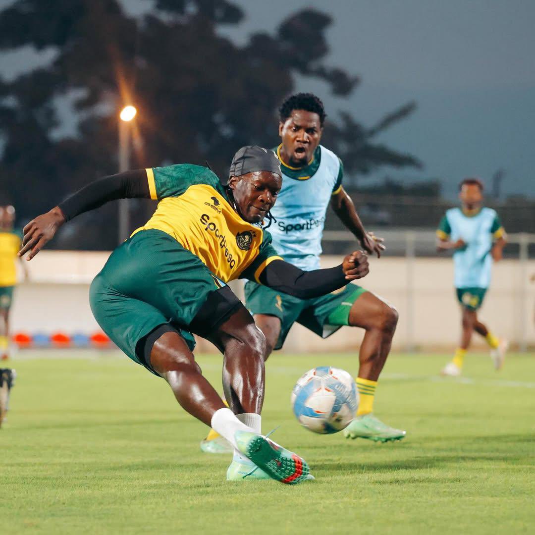 Enjoying the beautiful game 🔋👌🏿
Alhamdulilah 🙏🔰