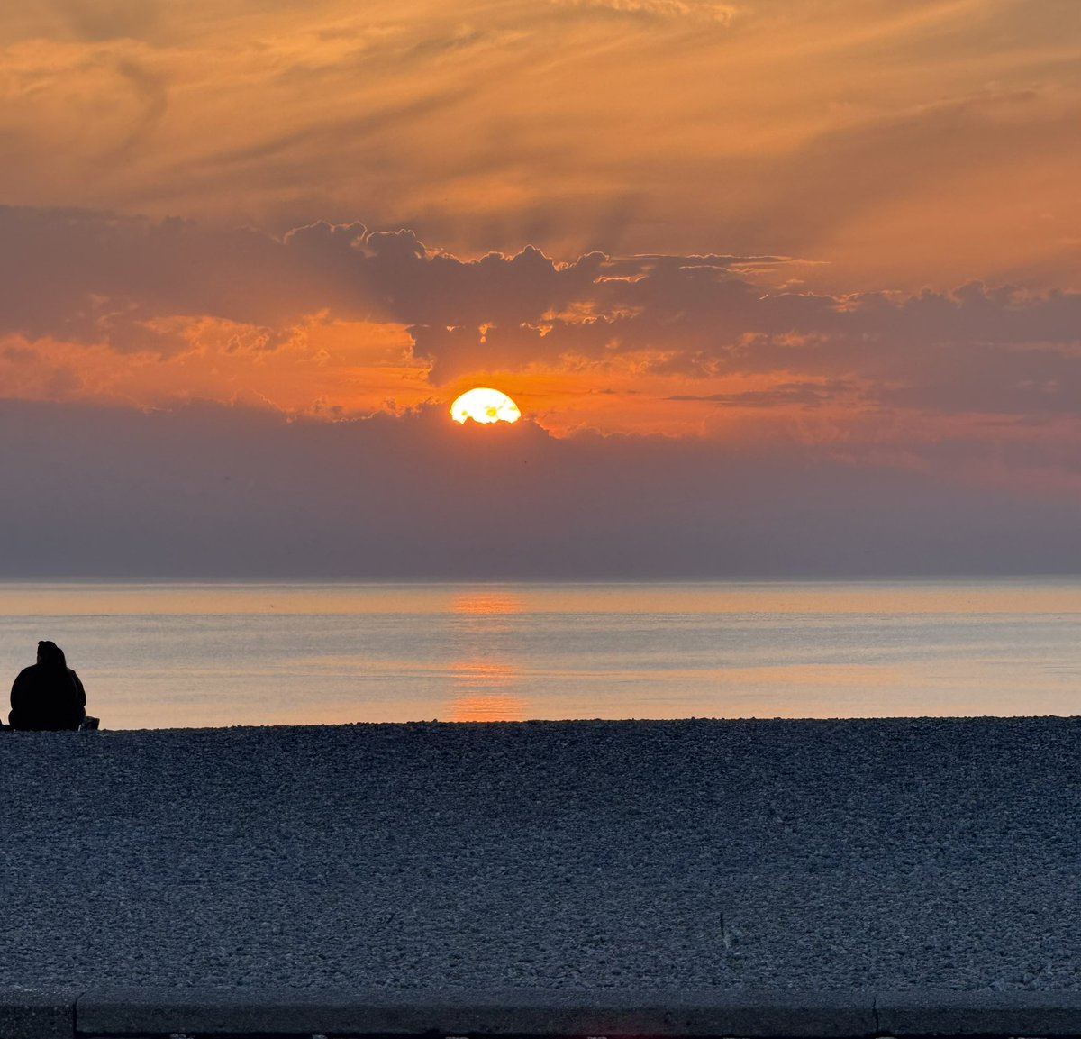 𝖏𝖔𝖍𝖓 tweet media