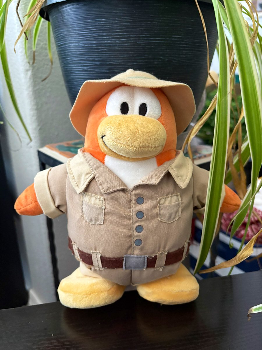 ClubBowlby's tweet image. Another package arrived! A friend of mine purchased this jumbo safari penguin for me to put in my classroom next school year! Can’t wait to add this to the jungle-themed room I’m crafting!