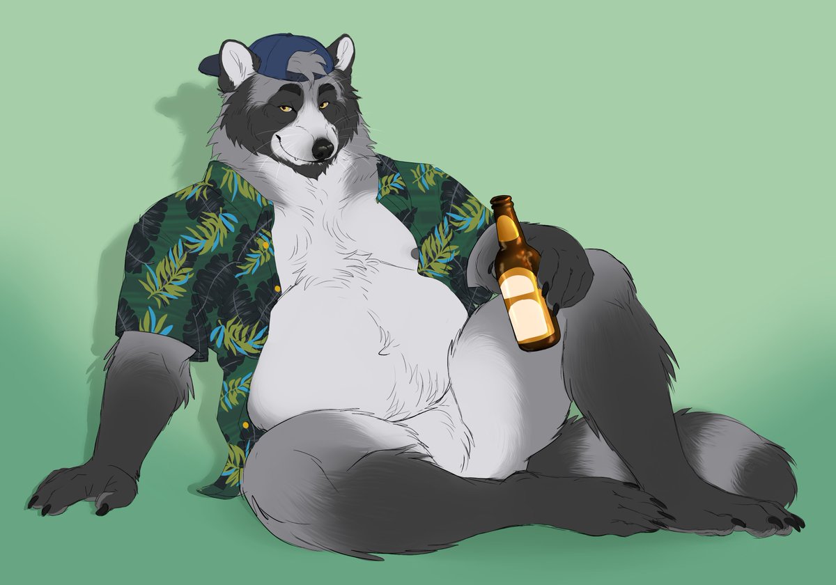Luke 🐾 (CMMS OPEN) (@chubchow) on Twitter photo this racc knows how to cool off just right 🍺 this racc knows how to cool off just right 🍺