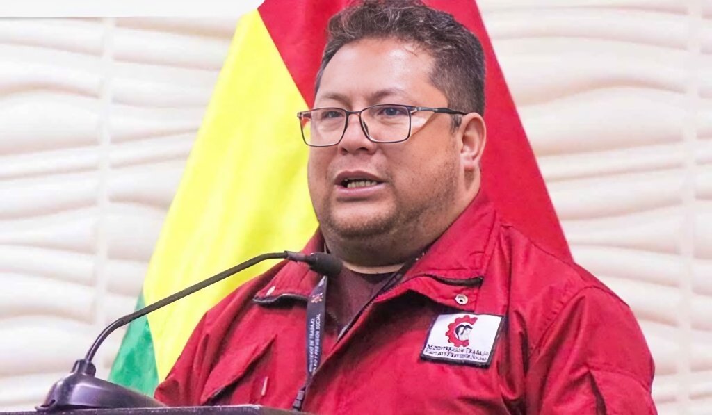 Lamentamos el fallecimiento del hermano ministro de Trabajo, Empleo y Previsión Social, Erland Julio Rodríguez Lafuente.

Enviamos nuestras más sinceras condolencias a su familia y seres queridos.